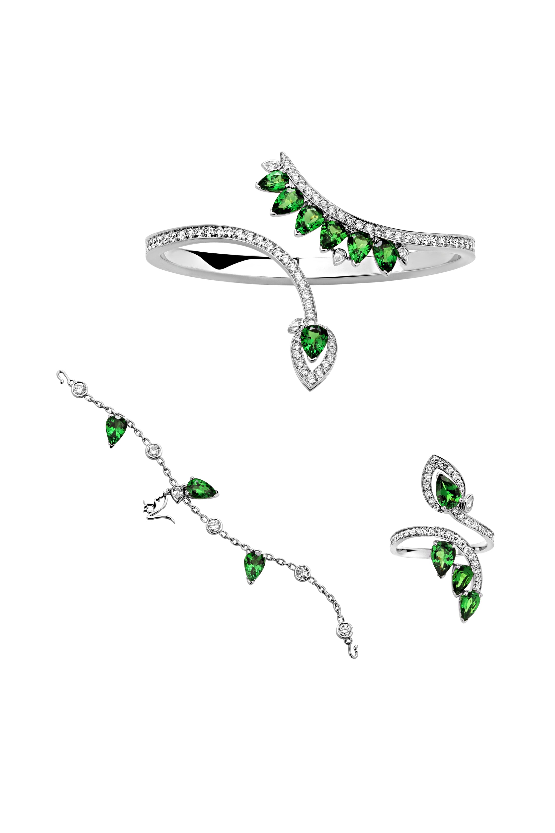 Soaring Elegance Bracelet - Ring Tsavorite