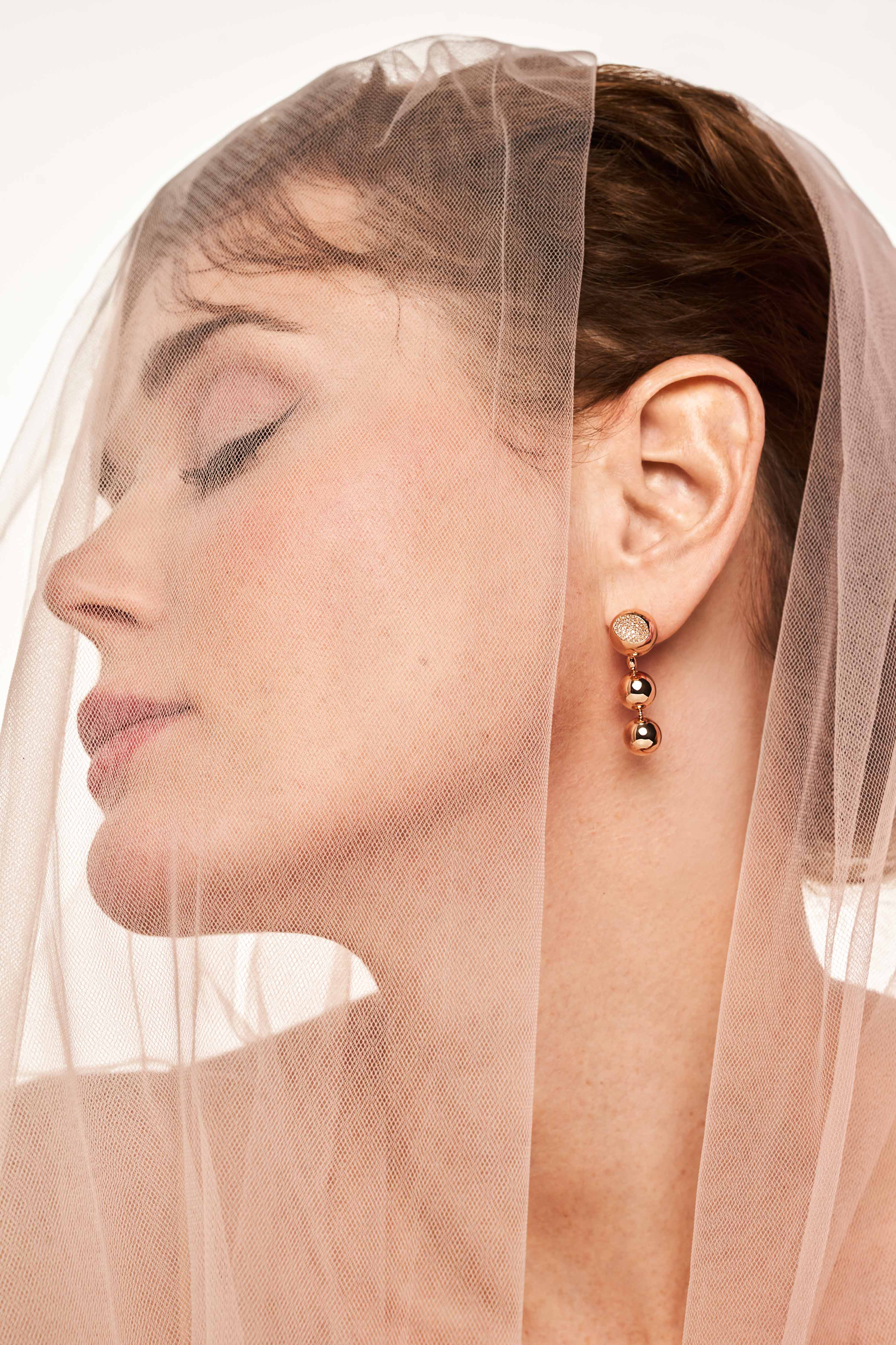 Flow Within Earrings, Yellow Gold, Diamonds