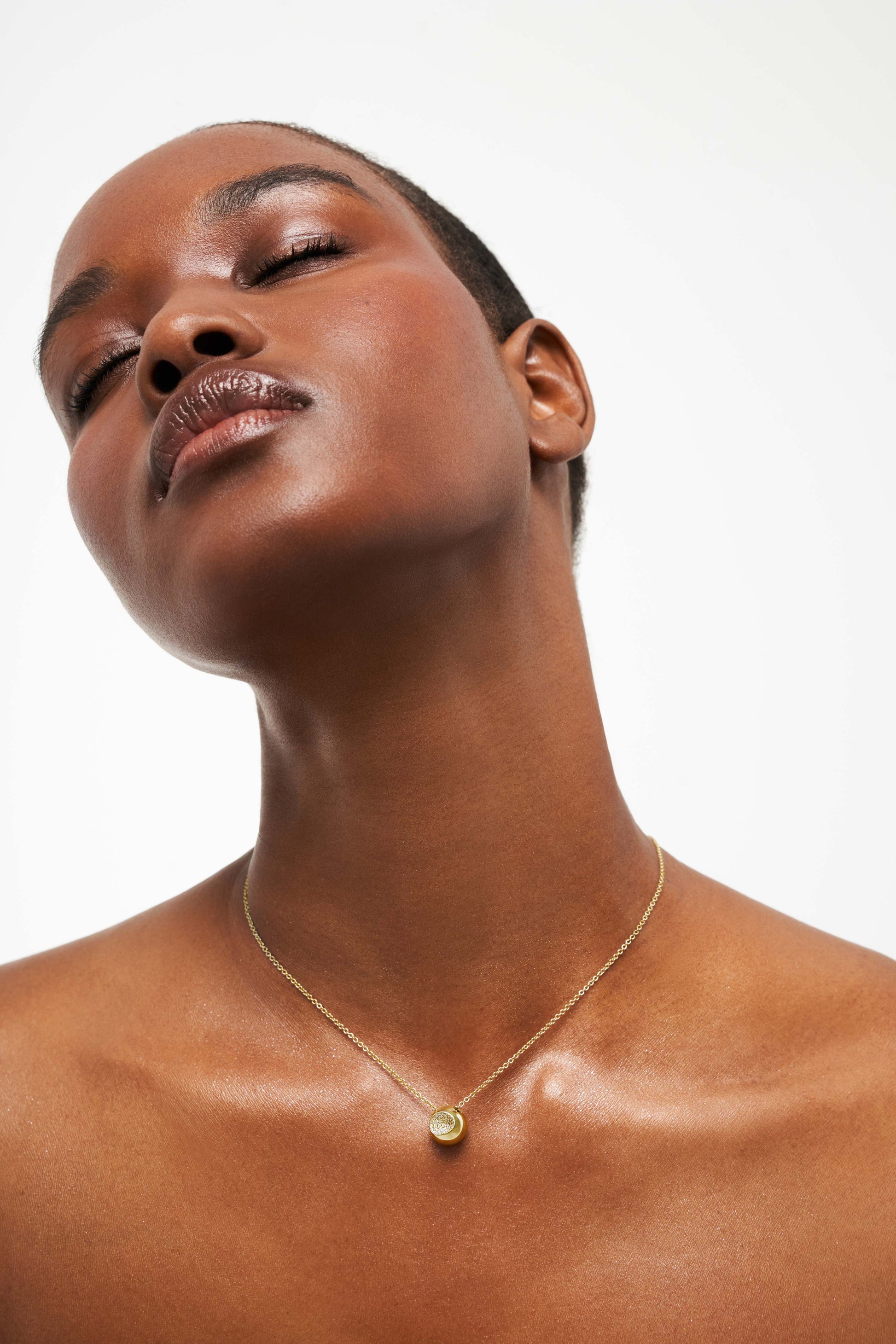 Aligned Within Necklace, Yellow Gold, Diamonds